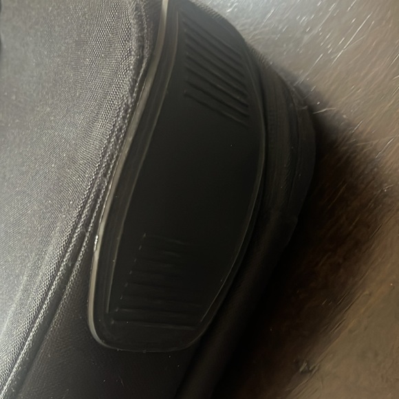 Neotech 17” Checkpoint Friendly Laptop Bag - Picture 5 of 16